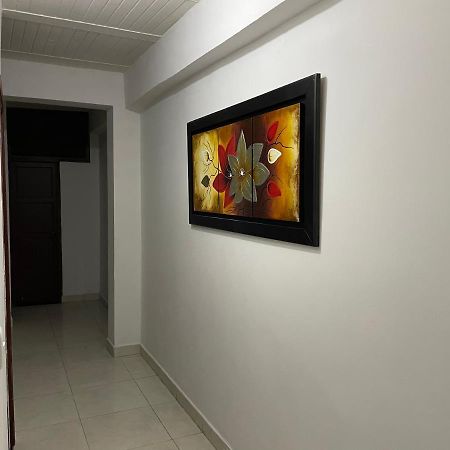 Apartamento Cerca A La Candelaria Y Hospitales Principales De Bogota Ngoại thất bức ảnh